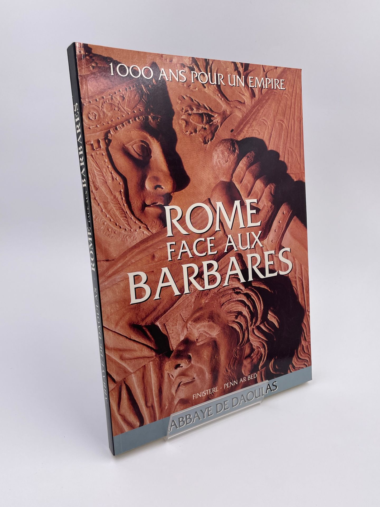 Null 1卷："罗马与巴尔巴人"，（1000 Ans pour un Empire），道拉斯修道院文化中心，1993年6月19日至9月26日

"在17 ru&hellip;