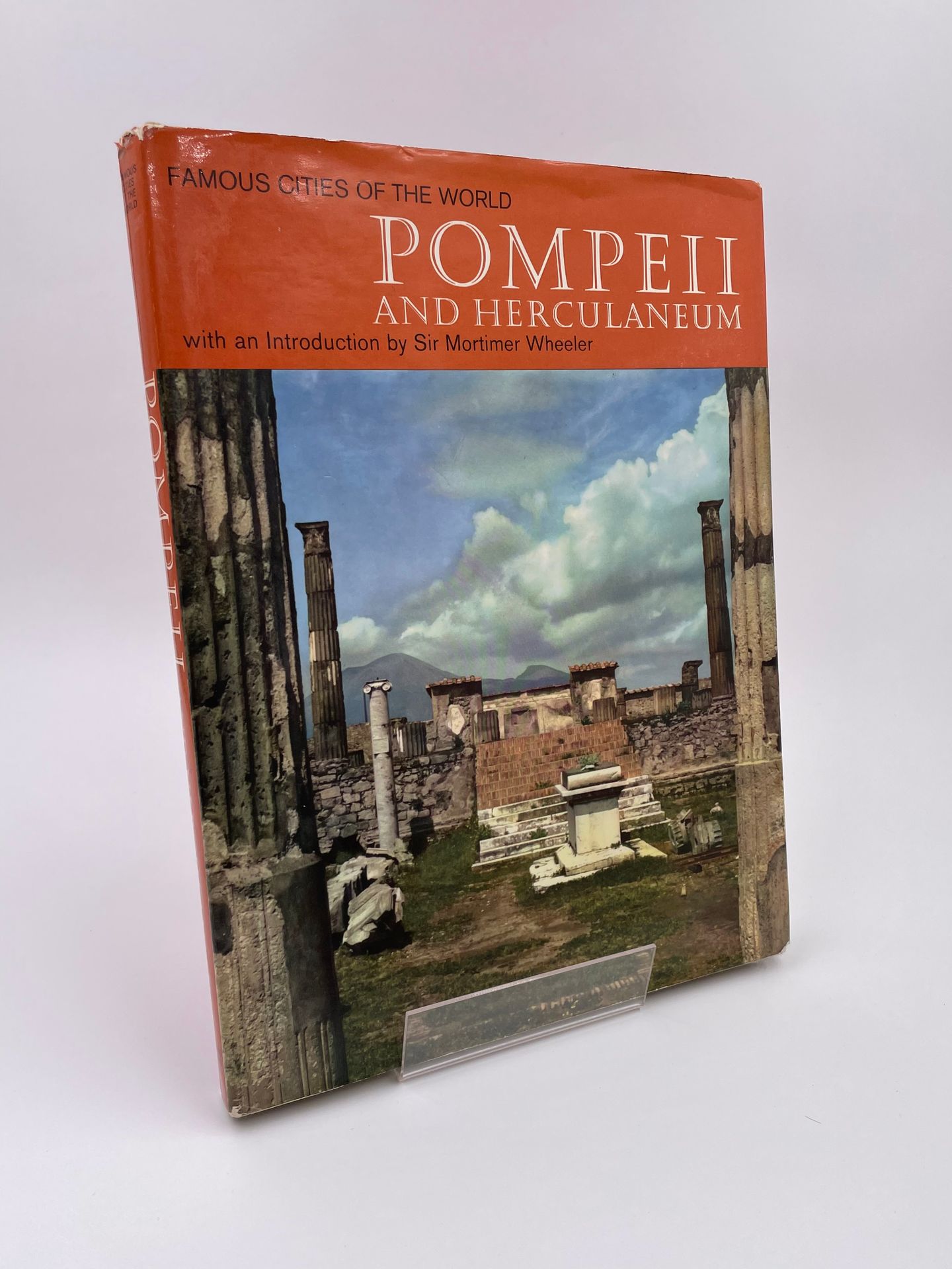 Null 1 Volume: "Pompeii and Herculaneum", Photographs by Jan Likas, Introduction&hellip;