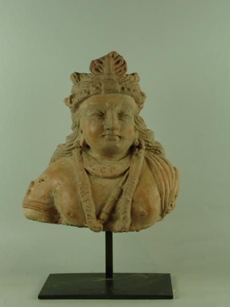 Null Buste de Bodhisattva, paré de nombreux bijoux, la coiffe ornée d'une palmet&hellip;