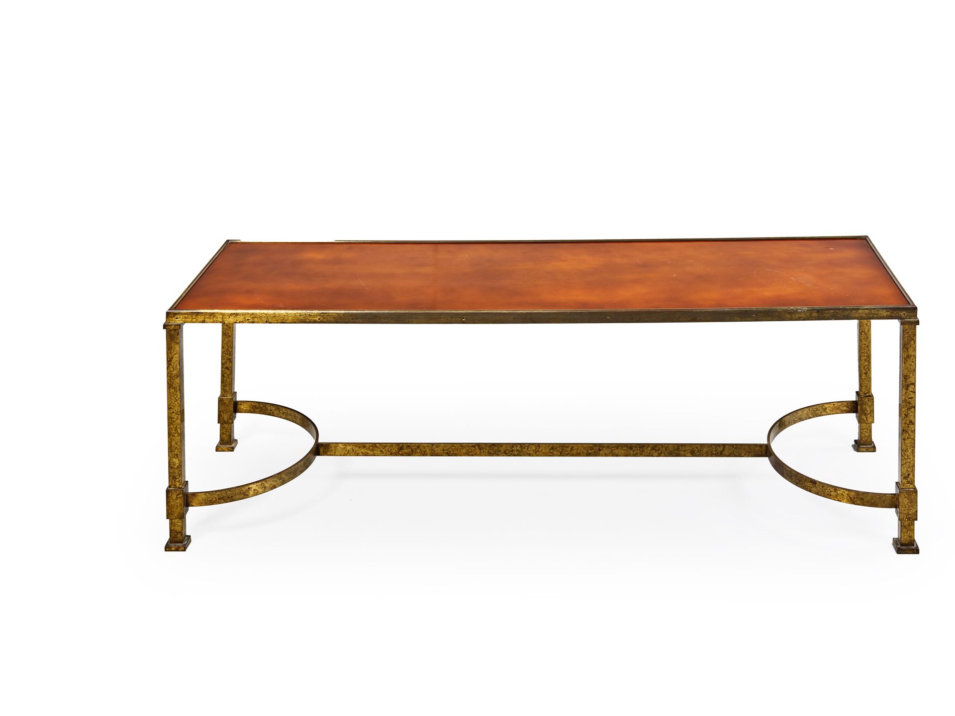 Jean SAINT-GEORGES (XXème) successeur d'Eugène PRINTZ 咖啡桌，棕色漆面长方形桌面，镶嵌在氧化黄铜底座上，底&hellip;