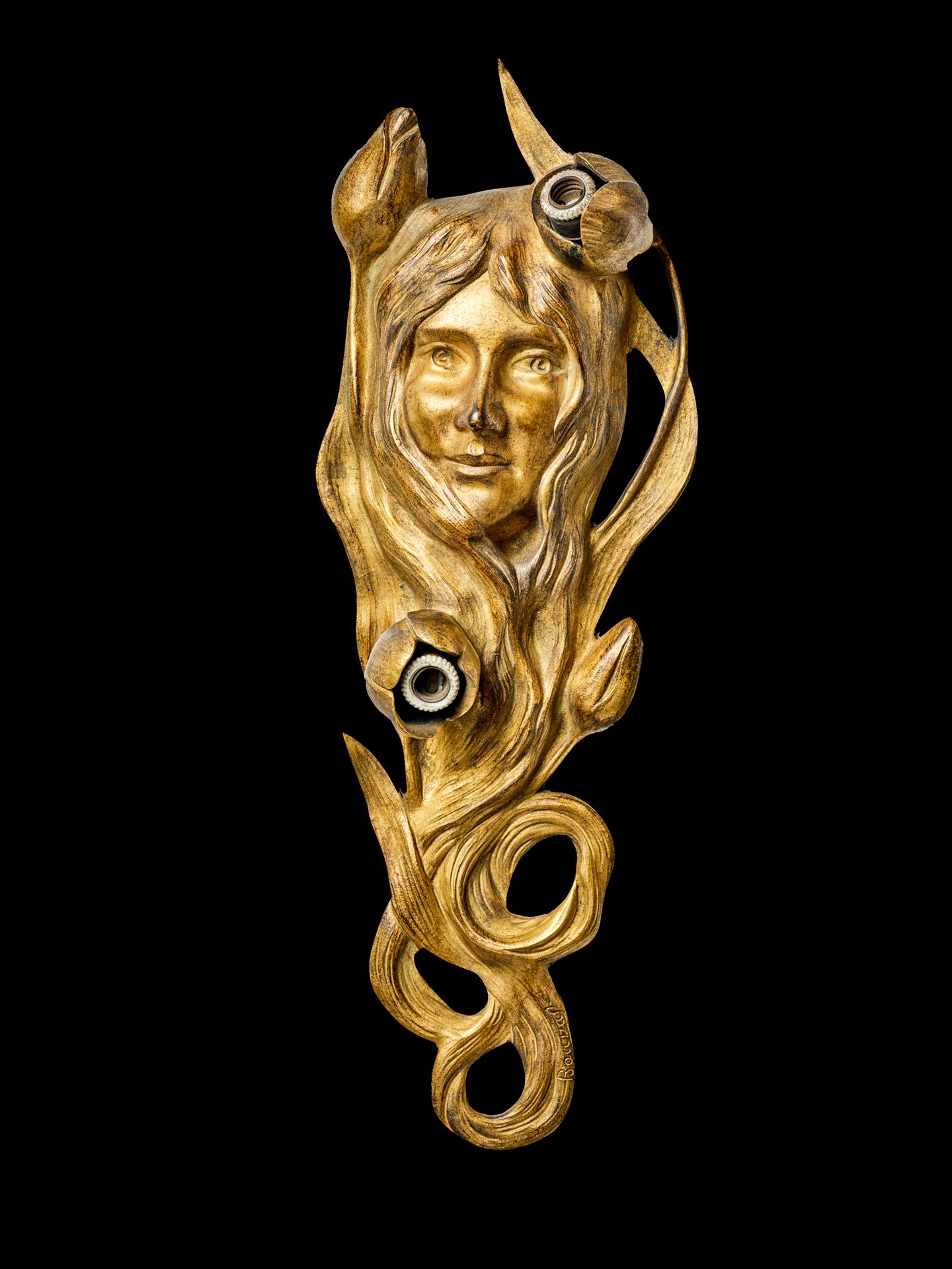 Maurice BOUVAL (1863-1916) Aplique de bronce patinado dorado con cabeza de mujer&hellip;