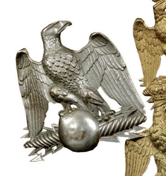 Null Plaque de shako de la gendarmerie. (1850-1852) Modèle à l'aigle en métal bl&hellip;