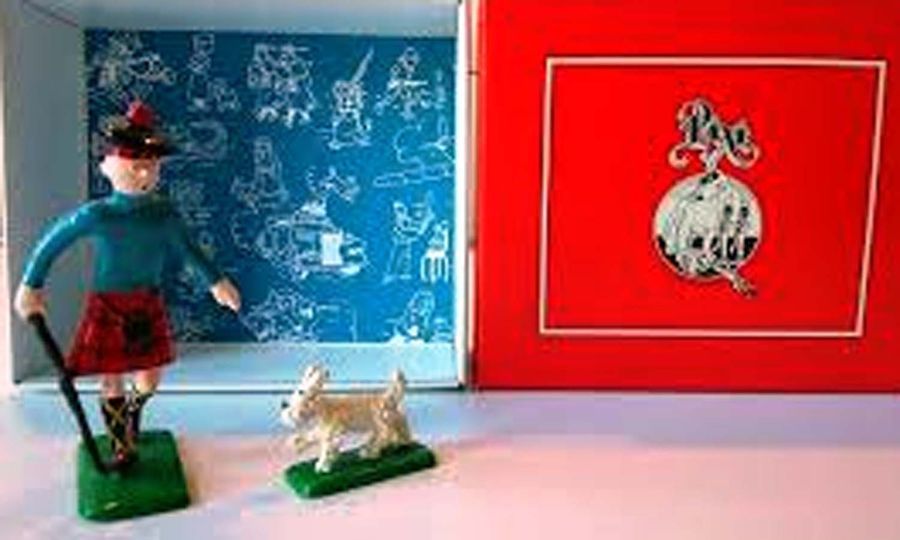 Null PIXI 4511. Tintin en écossais avec Milou.
Pixi 1991. Avec boite rouge non d&hellip;