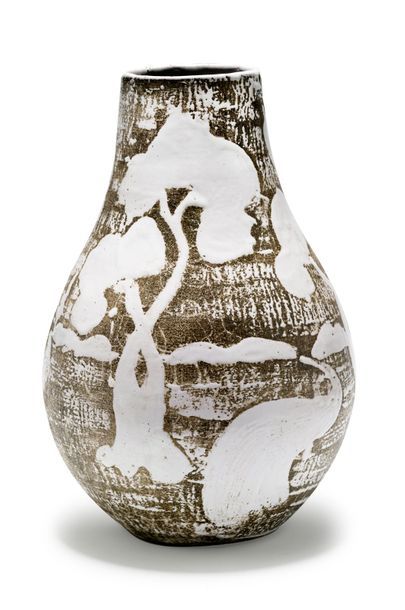 PRIMAVERA Vase ovoïde en céramique émaillée blanche
Signé en creux «Made in Fran&hellip;