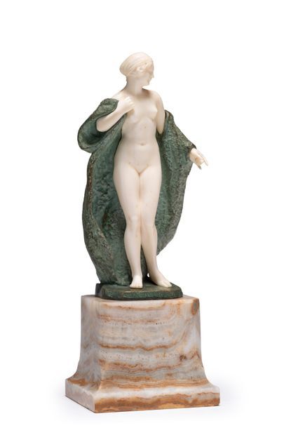 JOE DESCOMPS (1869-1950) «Femme nue»
*Sculpture chryséléphantine en bronze à pat&hellip;