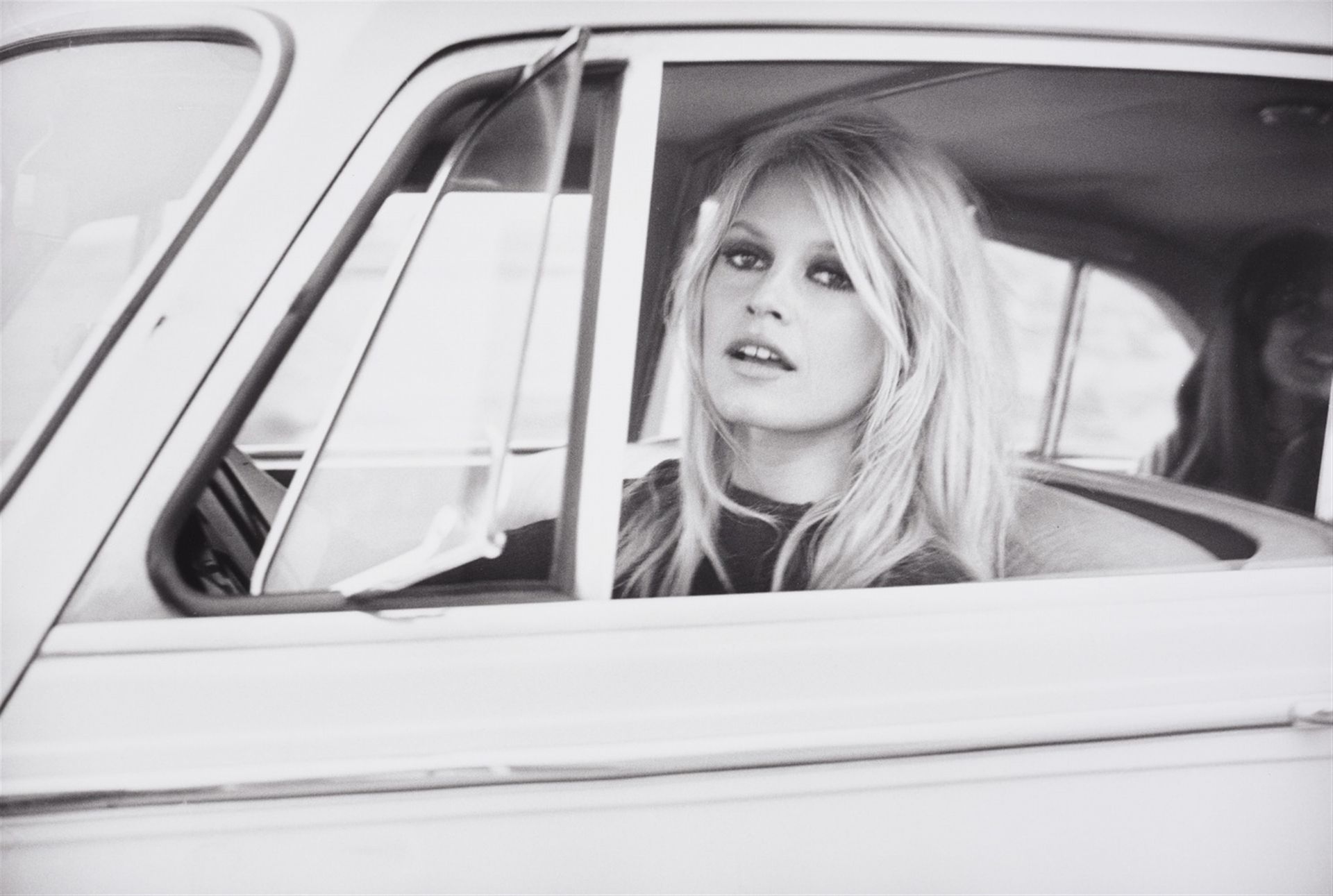 Jacques Héripret Jacques Héripret



Brigitte Bardot au volant de sa Rolls-Royce&hellip;