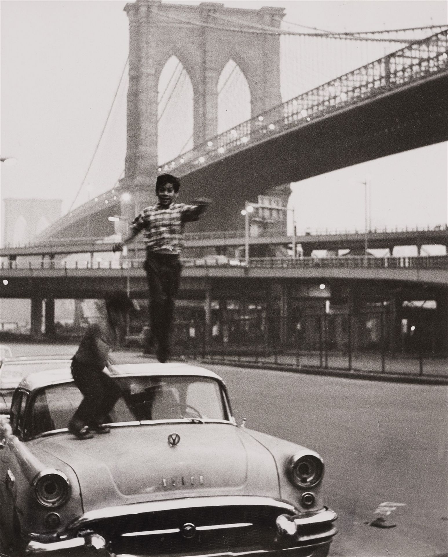 Hannes Kilian Hannes Kilian



Sur l'East River sous le pont de Brooklyn, New Yo&hellip;