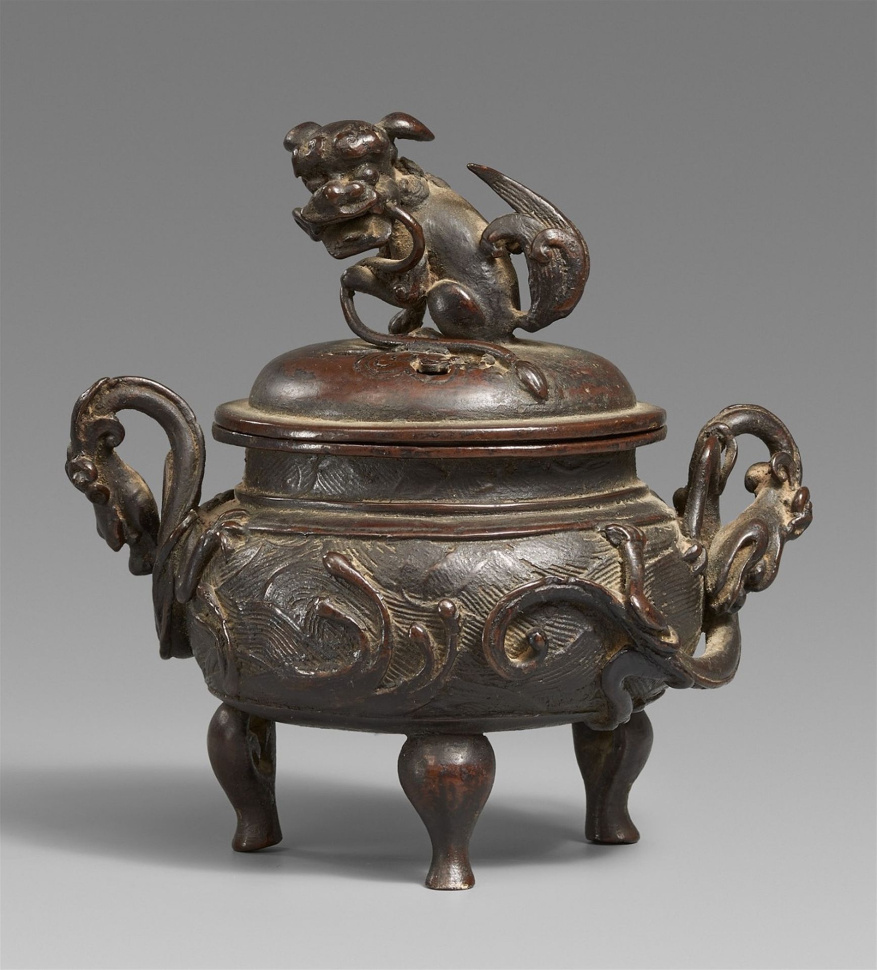Null A small bronze incense burner. Ming dynasty



The compressed globular body&hellip;