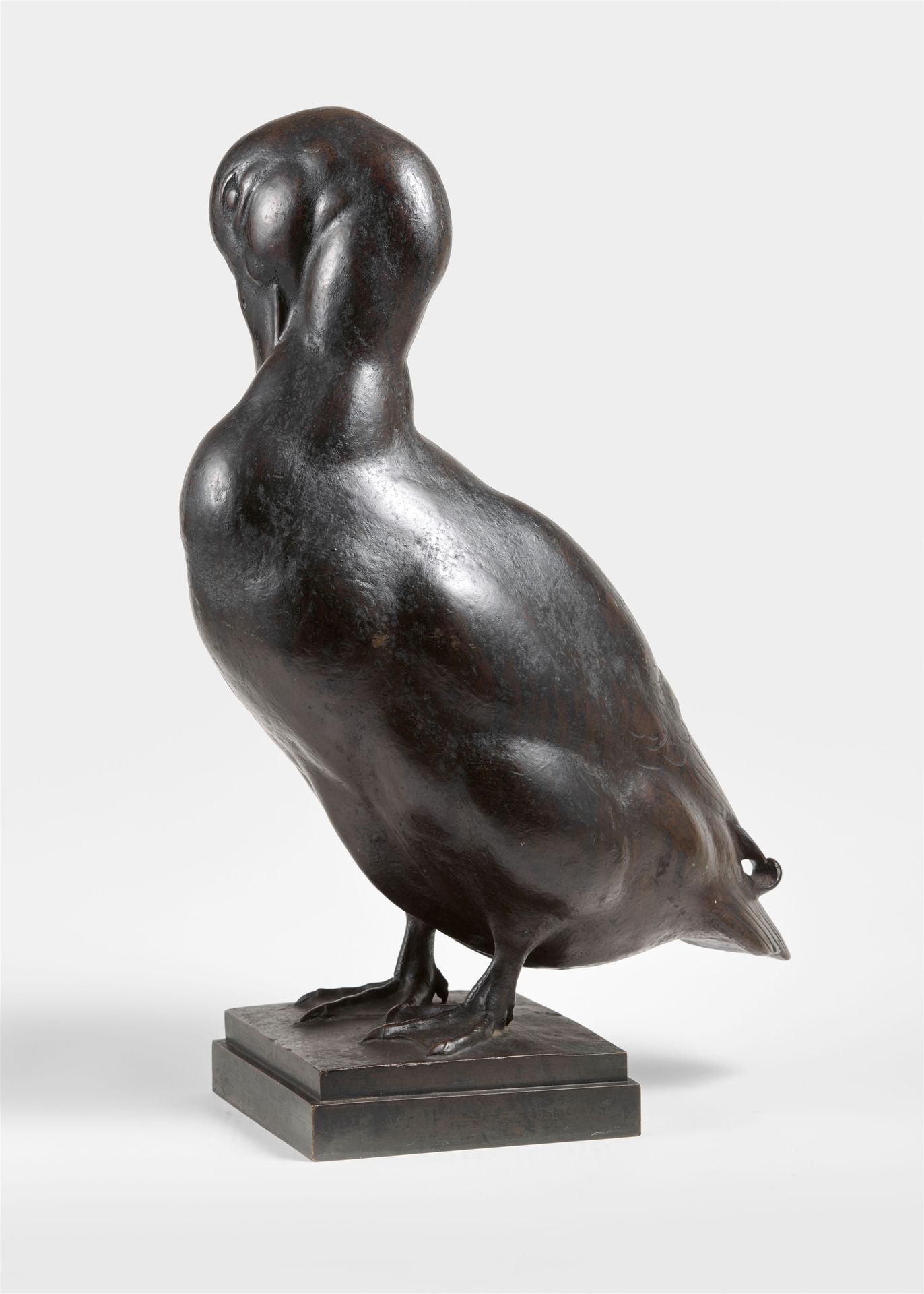 August Gaul August Gaul





Ente


1911





Bronze. Höhe 52,5 cm. Rückseitig a&hellip;