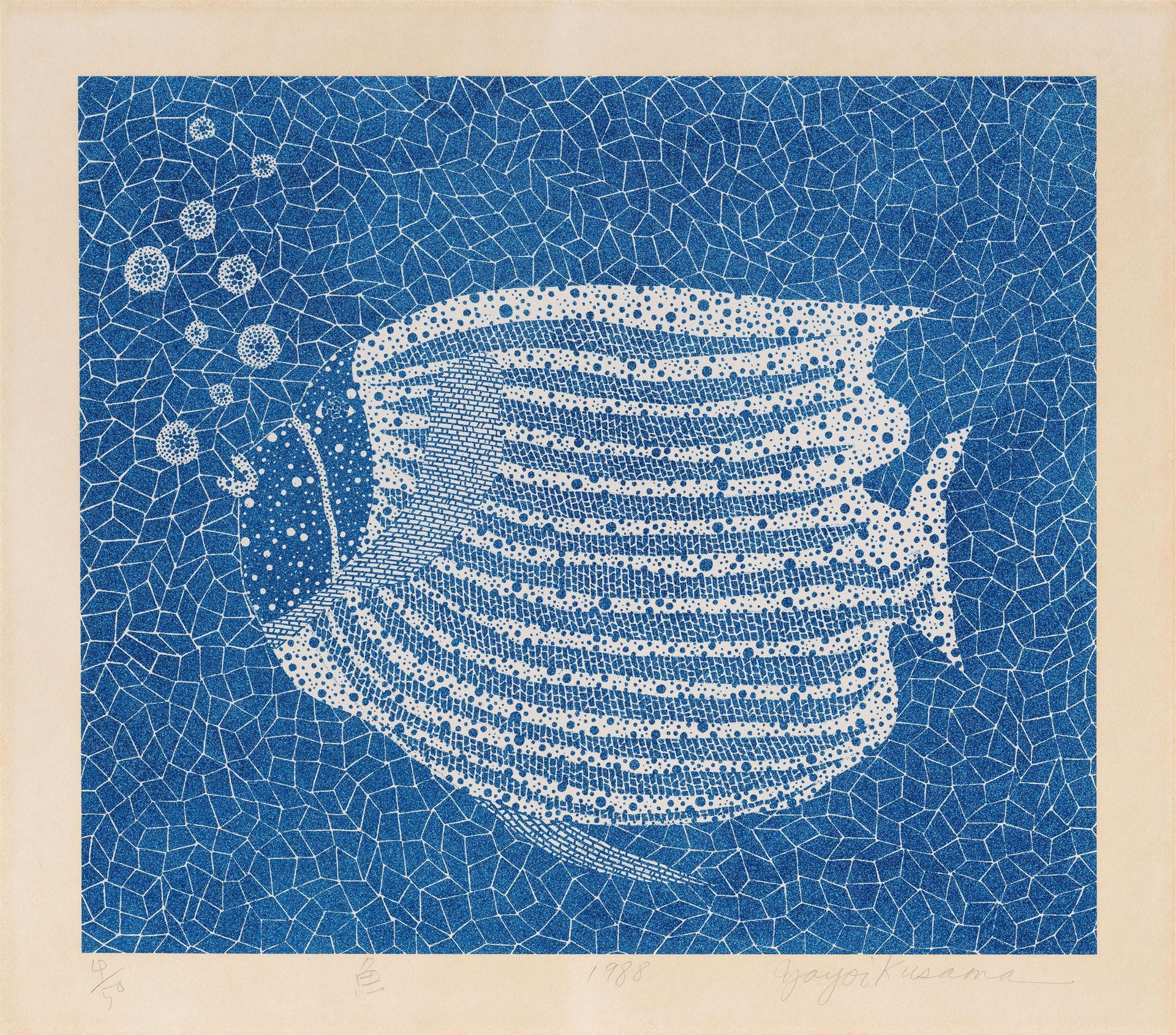 Yayoi Kusama 草间弥生

鱼类
1988

53.5 x 63.3厘米，纸板上的绢印和薄片。在玻璃下装框。有签名、日期、编号和标题。根据目录，计划中&hellip;