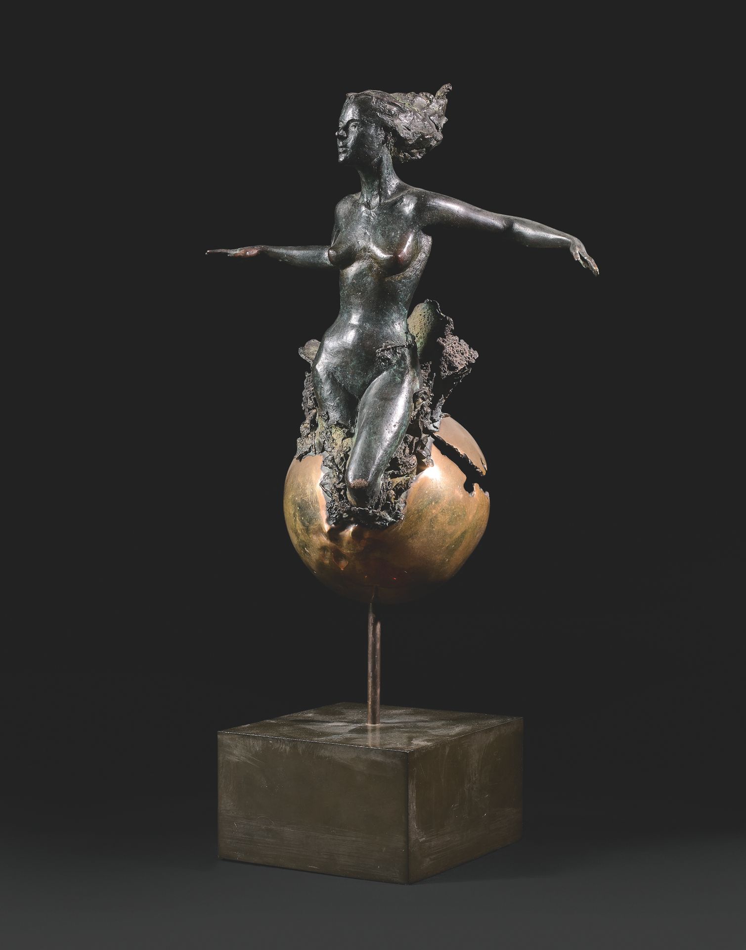 CARLOS IBARRA (né en 1951) L'éclosion
Prueba en bronce patinado y bronce dorado,&hellip;