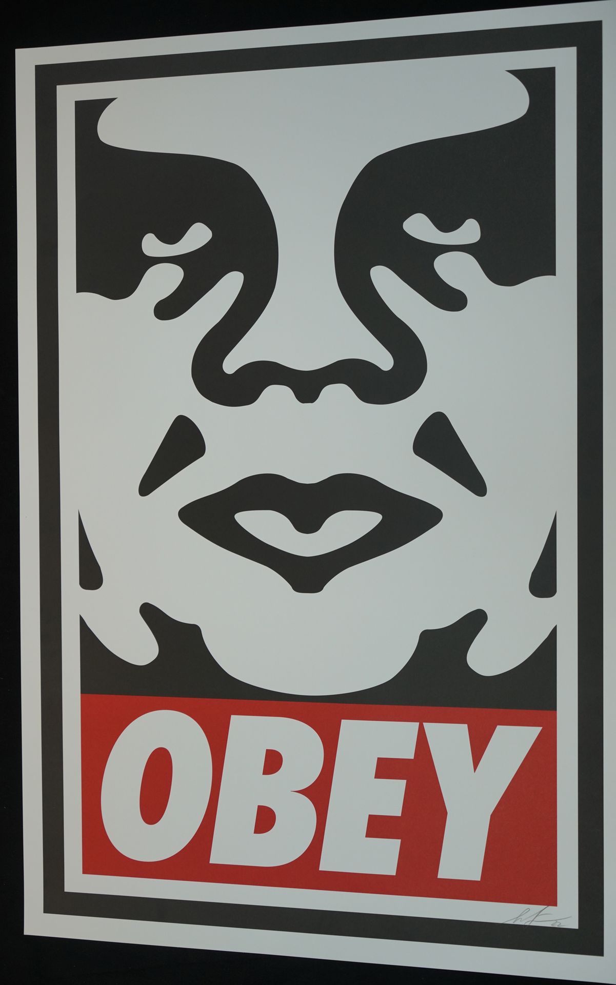 SHEPARD FAIREY DIT OBEY (1970) Giant face, 2022
Sérigraphie sur papier, signée e&hellip;