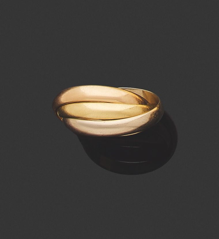 Null 巴黎卡地亚。 
LES MUST DE CARTIER三环戒指，TRINITY模型 三枚75万分之一的金币。
一枚戒指上有签名和编号：08848Y。
&hellip;