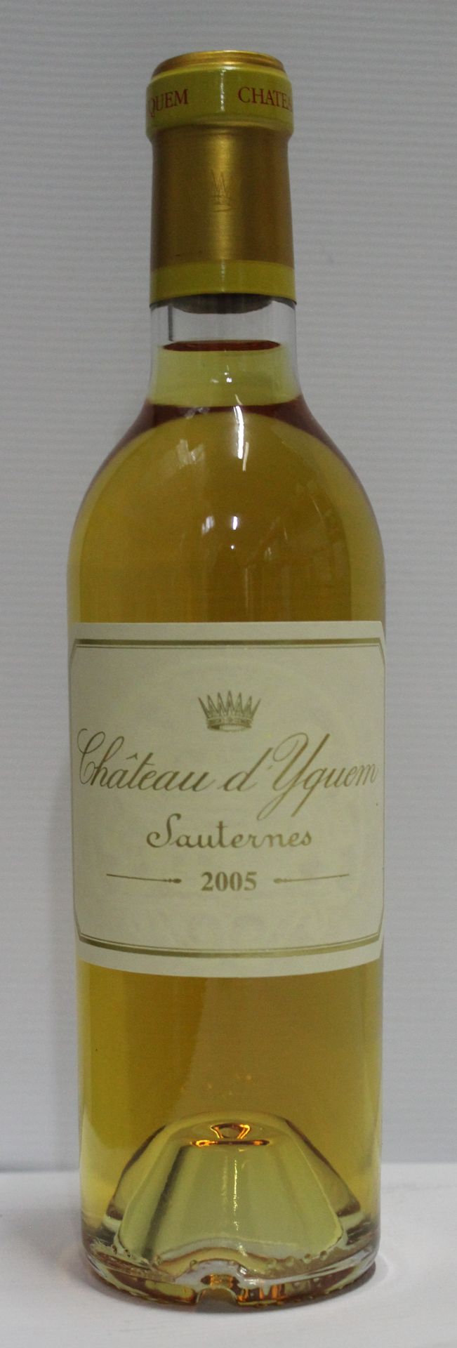 Null 1瓶37,5cl - 索泰尔讷一级酒庄 - 伊甘酒庄 - 2005年甜白葡萄酒

瓶身完美保存，温度理想。