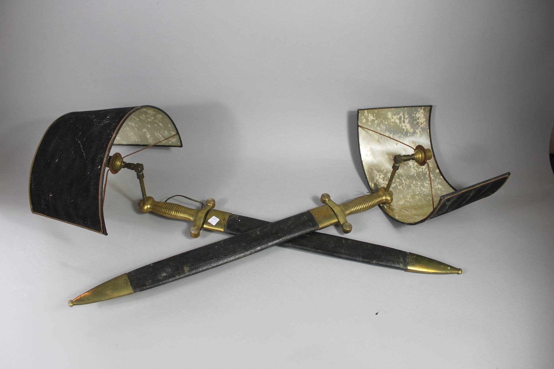 Null COULAUX Frères : Pair of swords in their scabbard mounted in appliques, sig&hellip;