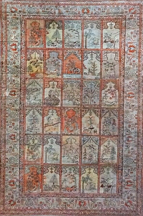 Null 1970年左右，Hereke传统的细丝Kayseri（土耳其）。

丝绸基础上的丝绒。

花园装饰。

密度约为每平方米10 000节。

一般状况良&hellip;
