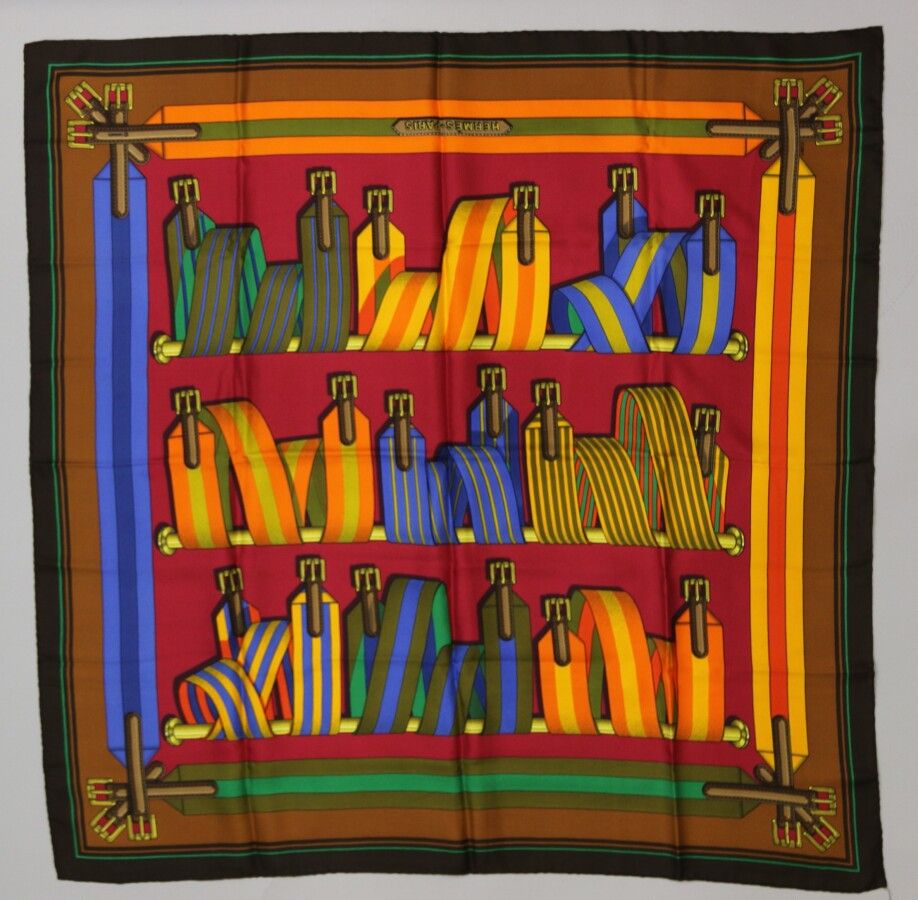 Null HERMES París

Cuadro de seda impreso titulado "Sangles" de Joachim Metz

(b&hellip;