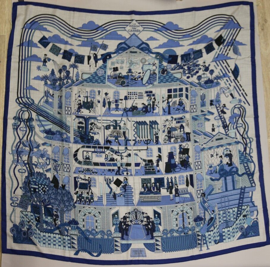 Null HERMES Paris

Silk and cashmere stole titled "La maison des carrés 

130 x &hellip;