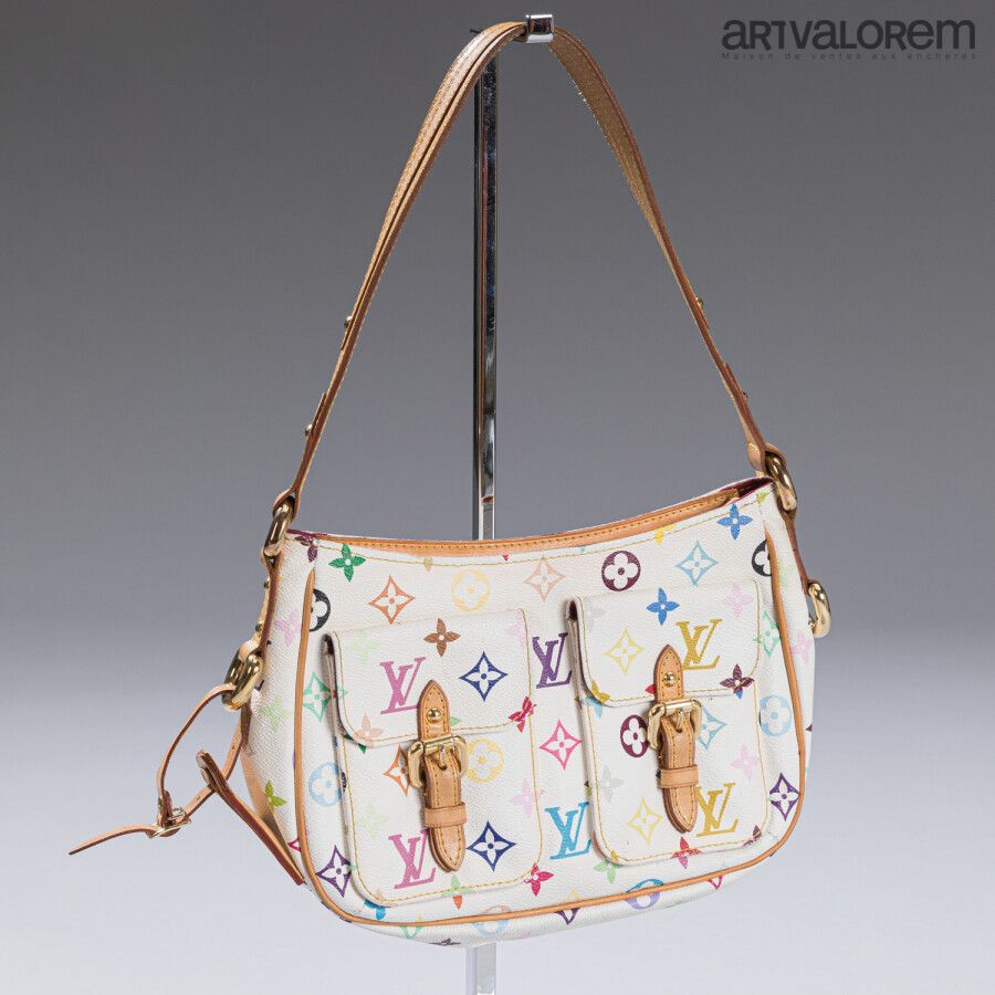 Null 
LOUIS VUITTON




Hand or shoulder bag made of multicoloured monogram canv&hellip;
