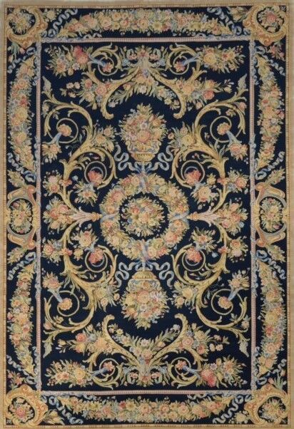 Null 特殊的、非常重要的20世纪风格的萨翁内里地毯

具有18世纪风格的萨翁内里结绳地毯

羊毛天鹅绒，棉质底板

黑地，原装饰为公羊角形式的老金扭曲的树枝&hellip;