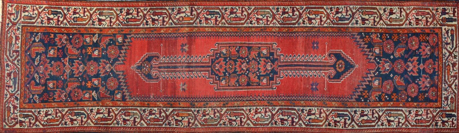 Null Old Melayer Gallery, Iran, first part of the 20th century

Wool velvet on c&hellip;