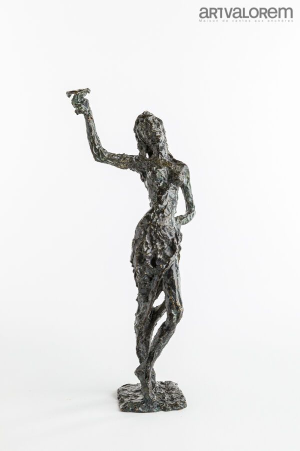 Null Edmond MOIRIGNOT (1913 - 2002)

Bacchante

Épreuve en bronze, patine noire &hellip;