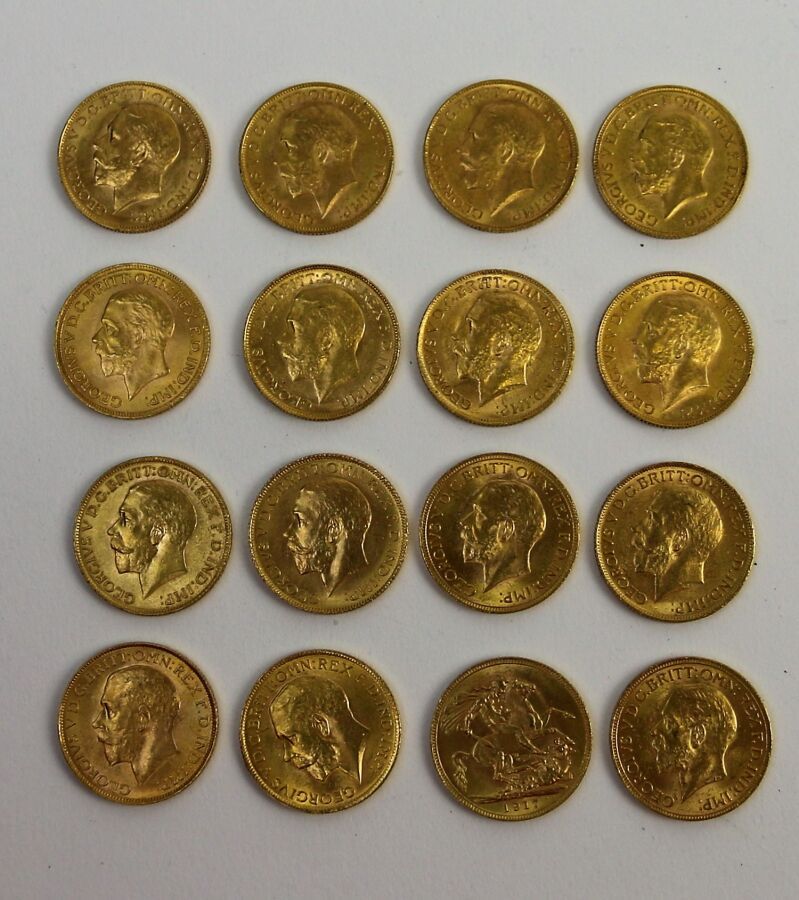 Null GREAT BRITAIN

16 Gold Sovereigns George V - Saint George.