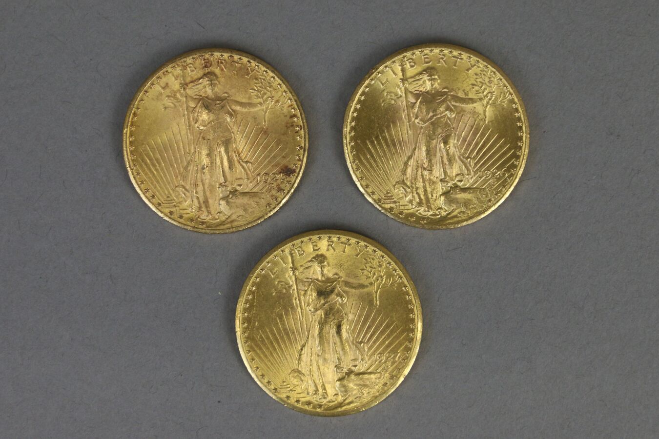 Null UNITED STATES 

Three 20 dollars gold "Liberty", years 1925, 1926 and 1927
