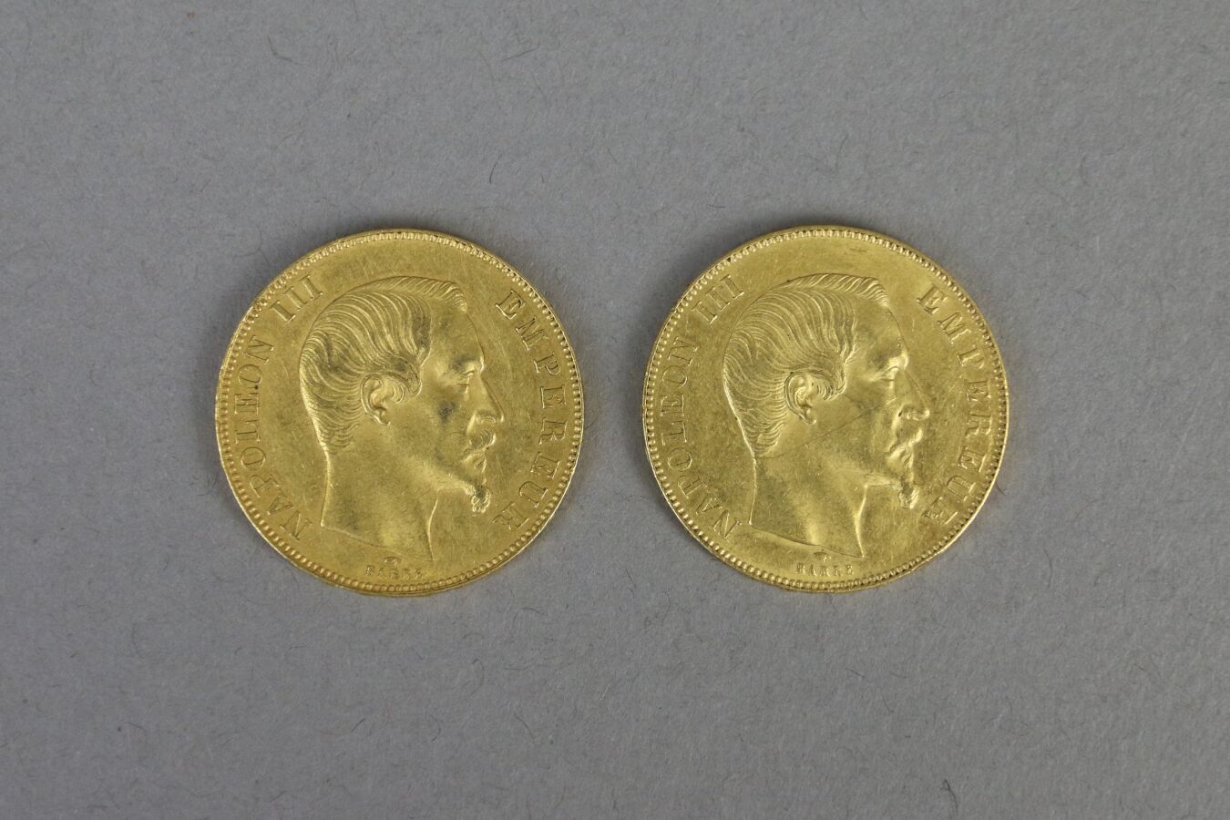 Null FRANKREICH

Zwei 50-Franc-Goldmünzen Napoleon III. Mit nacktem Kopf, Jahre &hellip;