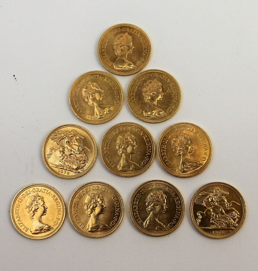 Null GRAN BRETAÑA

10 Soberano de oro Isabel II, 1974 (x1) 1978 (x9)