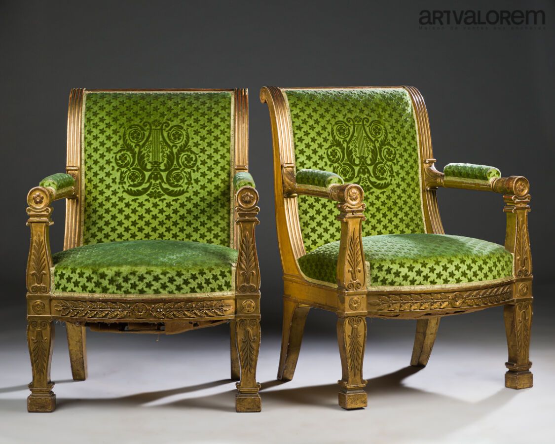 Null 雅各布-德斯马特（Jacob d rue meslee 
弗朗索瓦-奥诺雷-乔治-雅各布-德斯马特（1770-1841）。
两把模制木质扶手椅，雕刻和&hellip;
