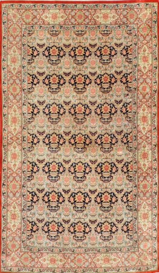 Null Original and large silk Ghoum, Iran, circa 1970, Shah era 
Silk velvet on s&hellip;