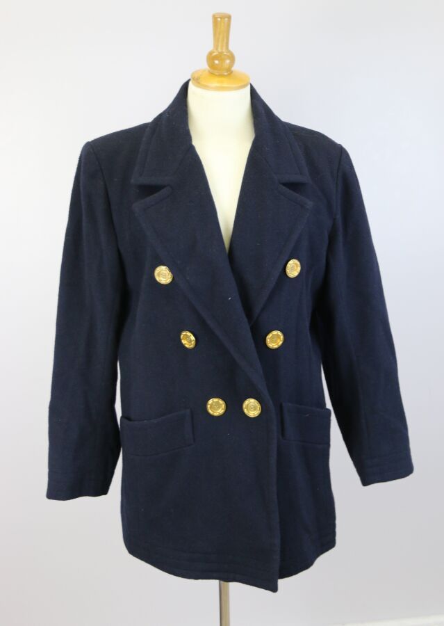 Null YVES SAINT LAURENT Left Bank
Navy blue wool blend coat with inside button c&hellip;