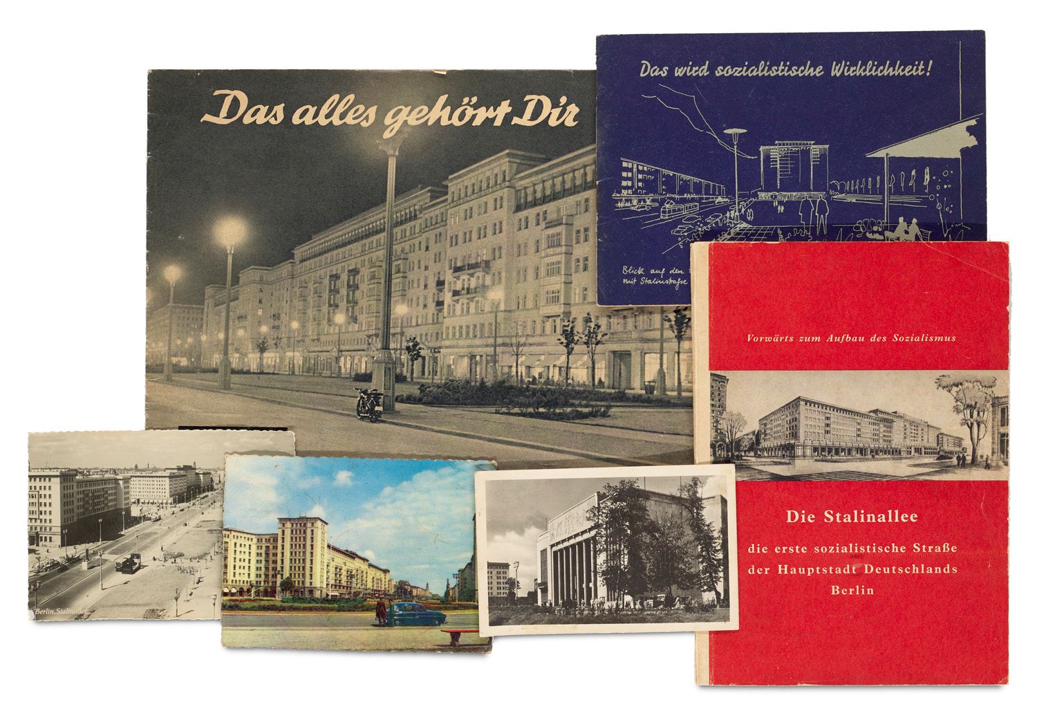 Sammlung von 14 Dokumenten zur Berliner Stalinallee. Mit zahlreichen Aufnahmen d&hellip;