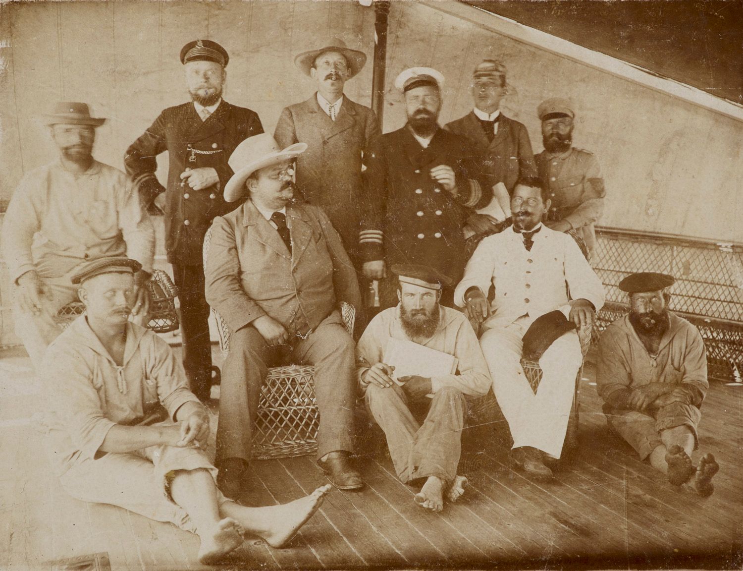 OPhotographie mit Aufnahme von Theodore Roosevelt als Leiter der Smithsonian-Roo&hellip;