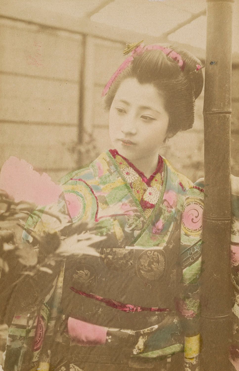 Sammlung von 24 kolorierten OPhotographien. Vintages. Albuminabzüge. Meiji-Zeit,&hellip;