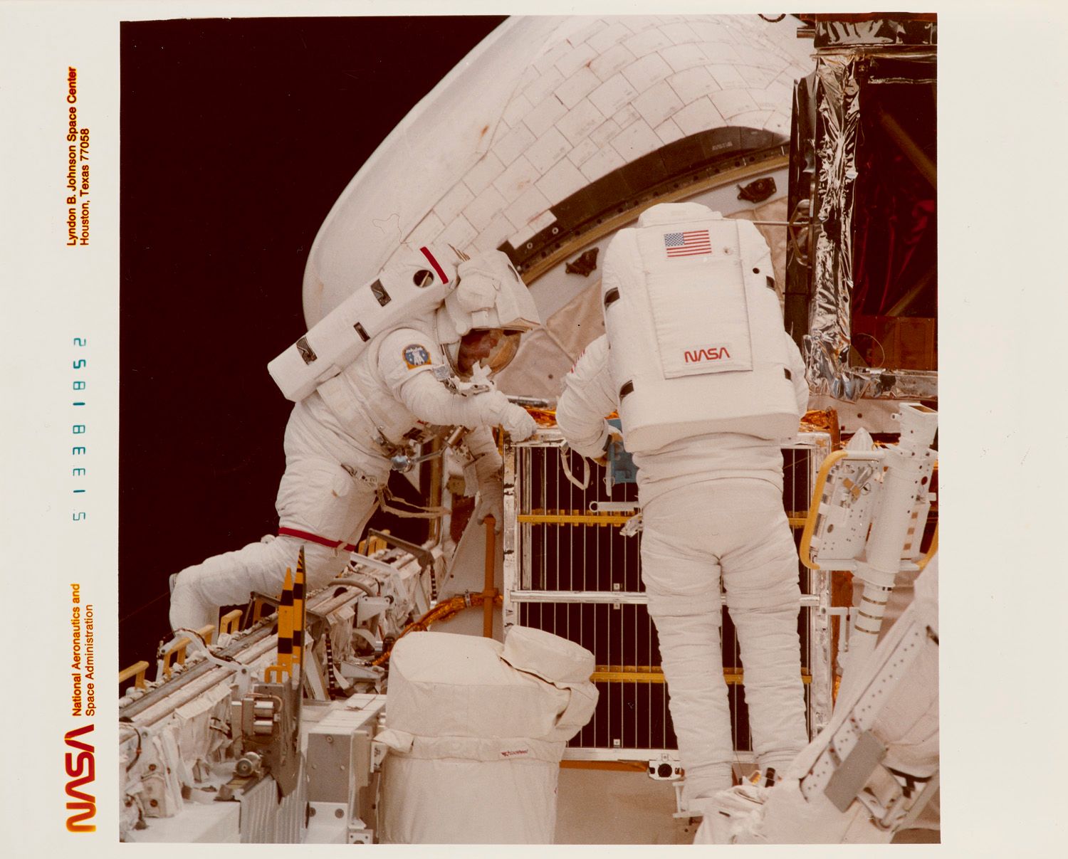 Sammlung von 4 Original-Photographien der NASA. 1965-1984. Vintages. Silbergelat&hellip;