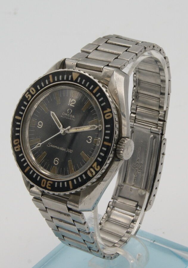 Null Omega Seamaster 300 wristwatch, circa 1965. Automatic movement Cal 552. Mic&hellip;