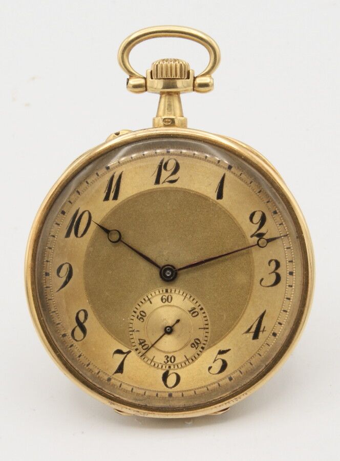 Null 签署了巴黎A.H Rodanet的18K金怀表。约1900年。美丽的鎏金黄铜机芯。带有小胡子和狼牙棘轮的锚。叠加到中央。鎏金表盘上有宝玑式的阿拉伯数字&hellip;