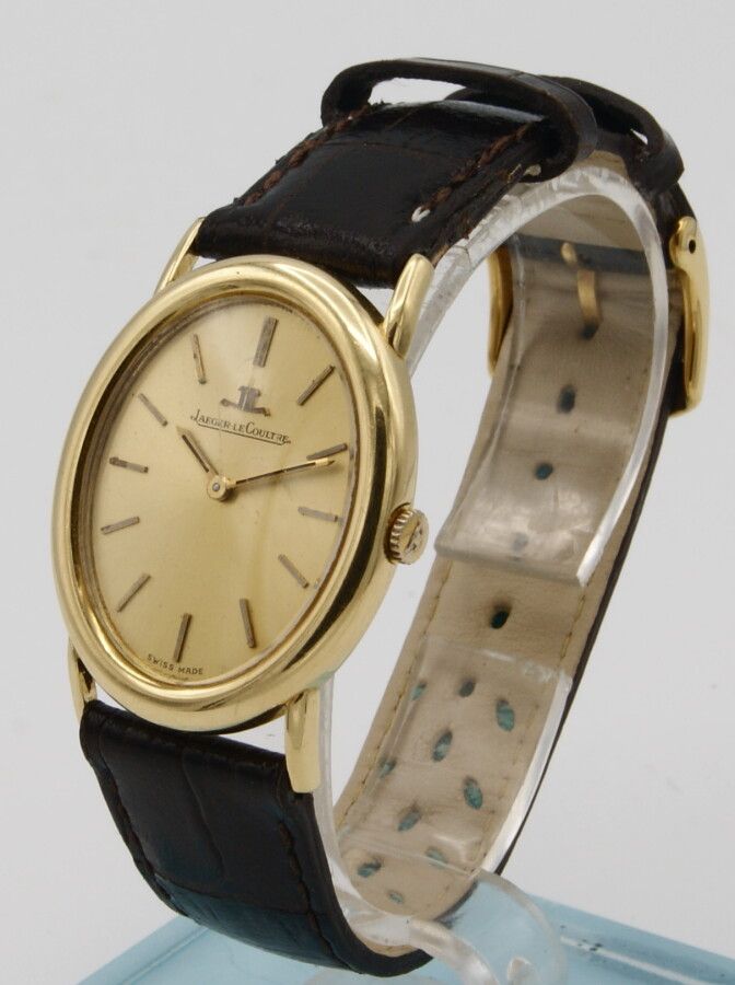 Null Reloj de pulsera Jaeger-LeCoultre de señora en oro amarillo de 18 quilates.&hellip;
