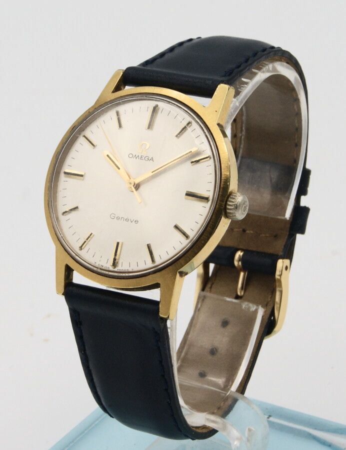 Null Armbanduhr von Omega. 20 Mikron vergoldet. Um 1970. Kaliber 601 mit Handauf&hellip;