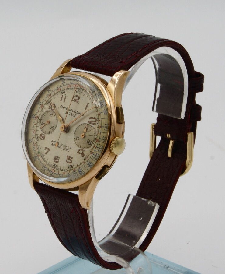 Null Montre bracelet chronographe en or 18K. Anonyme. Vers 1955. Mouvement à rem&hellip;