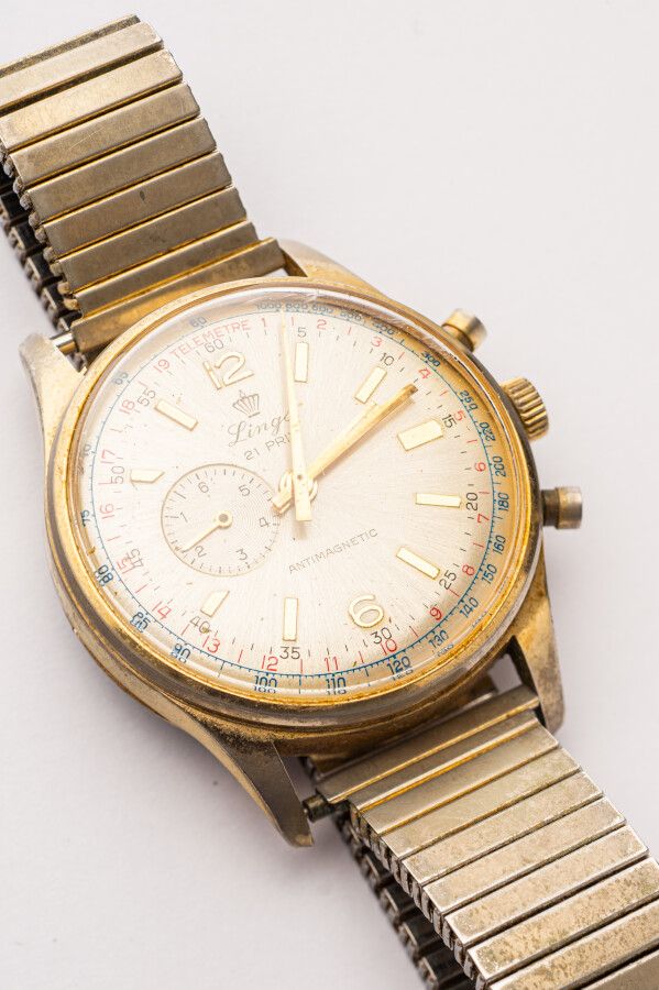 Null Lings bracelet watch. Circa 1970. Imitation of a chronograph. The two pushe&hellip;