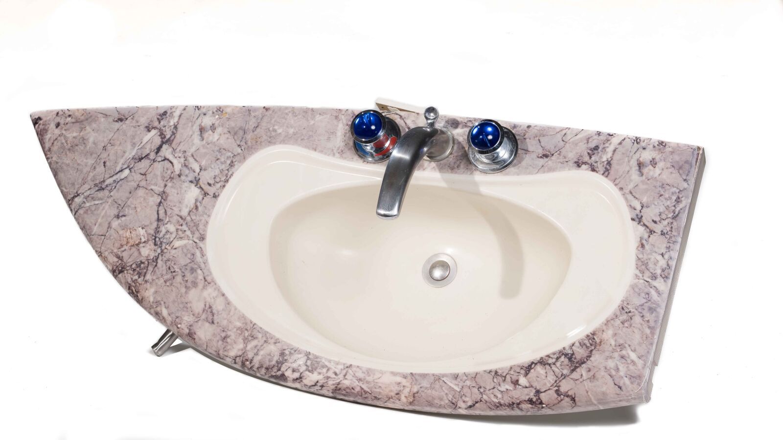 Null A380. MSN13. 1ST CLASS CABIN. Faux marble sink. By unit. Dimensions: approx&hellip;