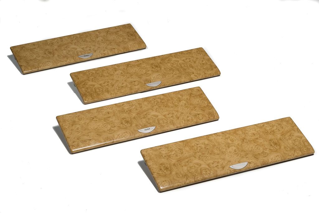 Null A380. MSN13. B/C AREA. Lateral luggage compartment cover. Set of 4 pieces. &hellip;