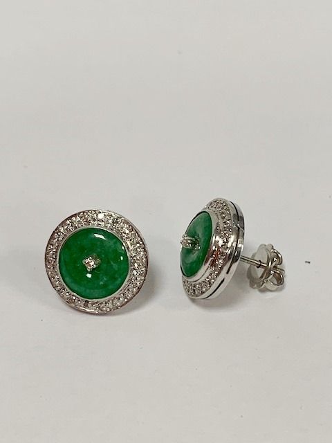 Null Pair of earrings in 18K white gold 750°, diamonds and jade. Gross weight 10&hellip;