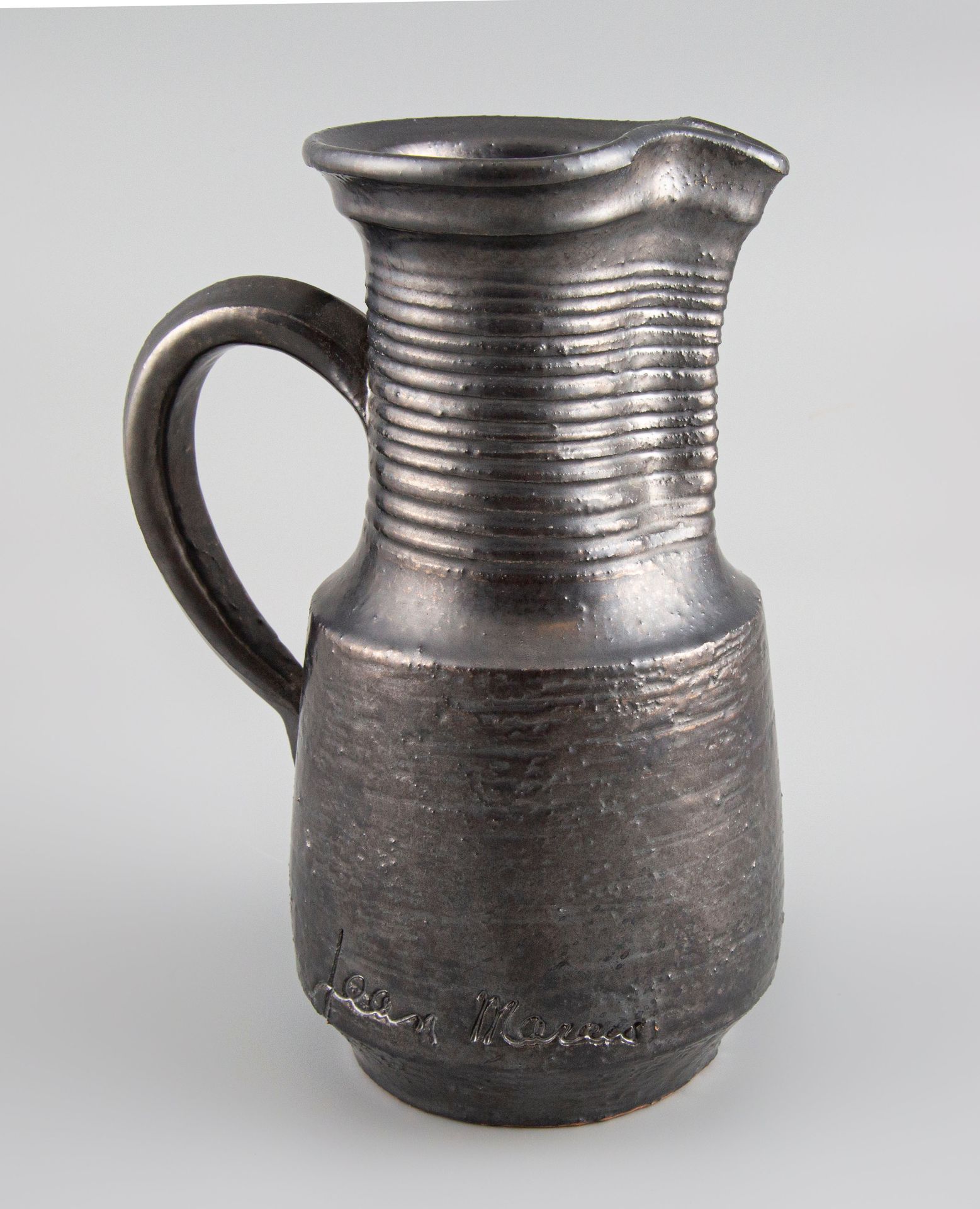 Null Jean MARAIS (1913-1998). Jarra de cerámica. Firmado. H.23cm