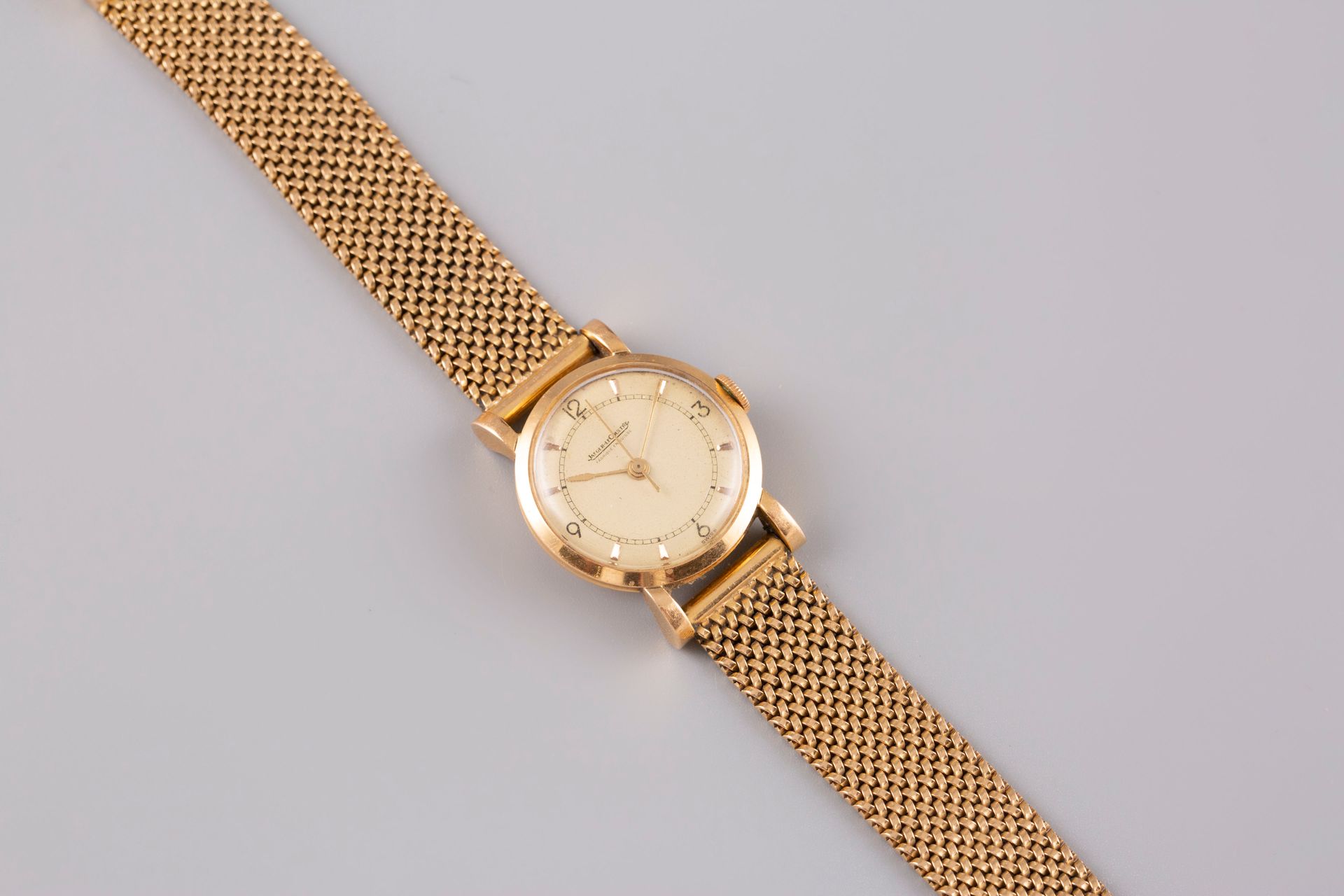 Null Watch in 18K yellow gold 750° by Jaeger-Lecoultre. Sold as is. Weight: 45,3&hellip;