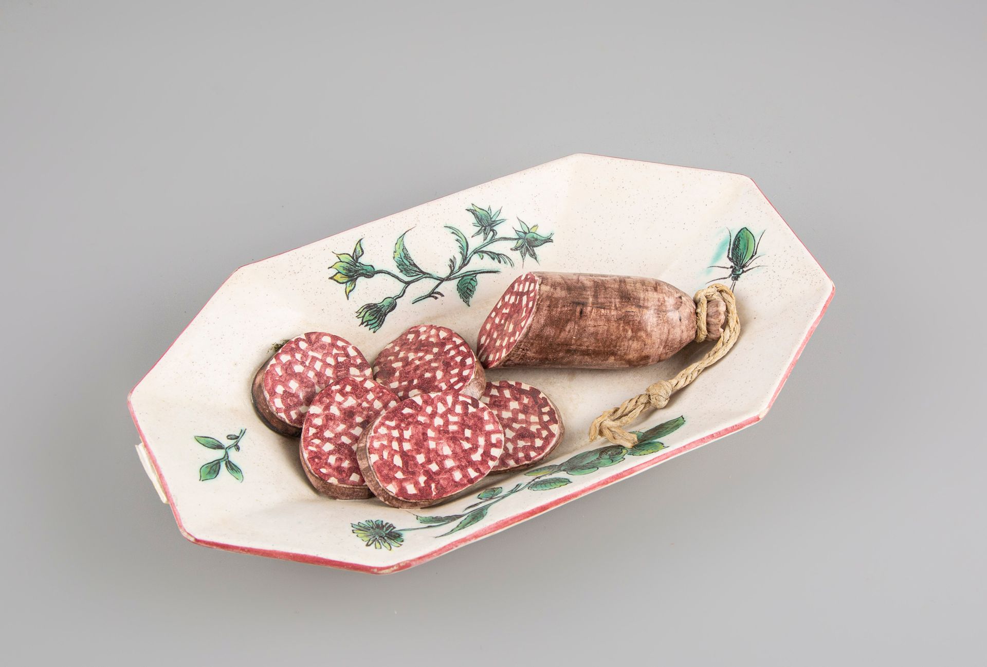 Null 
Decorative pickle, Garlic sausage

Earthenware. Rectangular shape with cut&hellip;