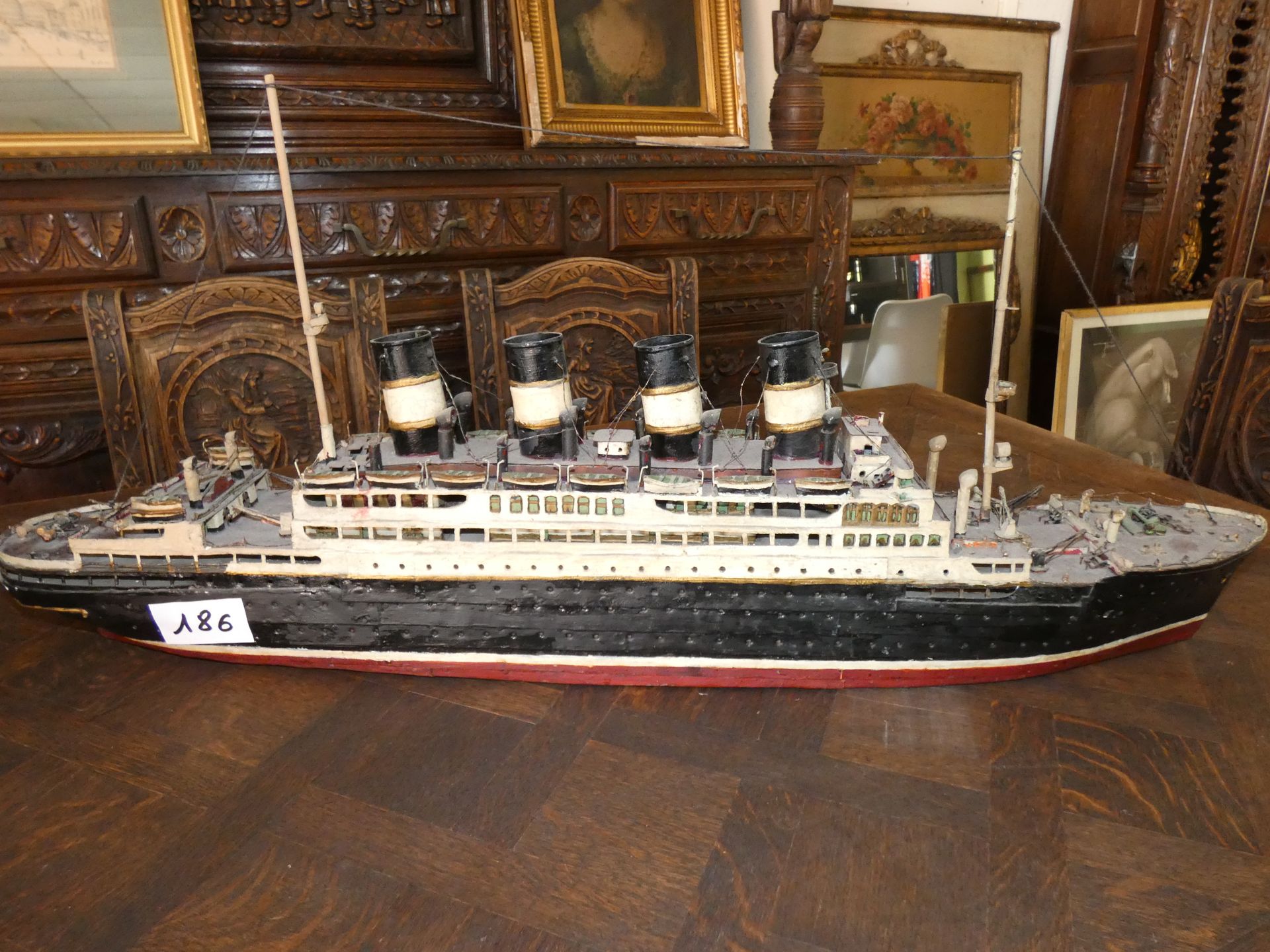 Null 1个泰坦尼克号远洋轮船的金属模型